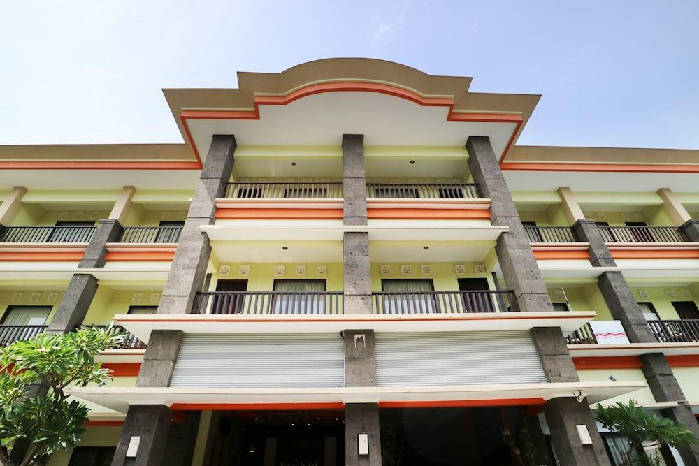 Grand Sinar Indah Hotel Legian Exterior foto