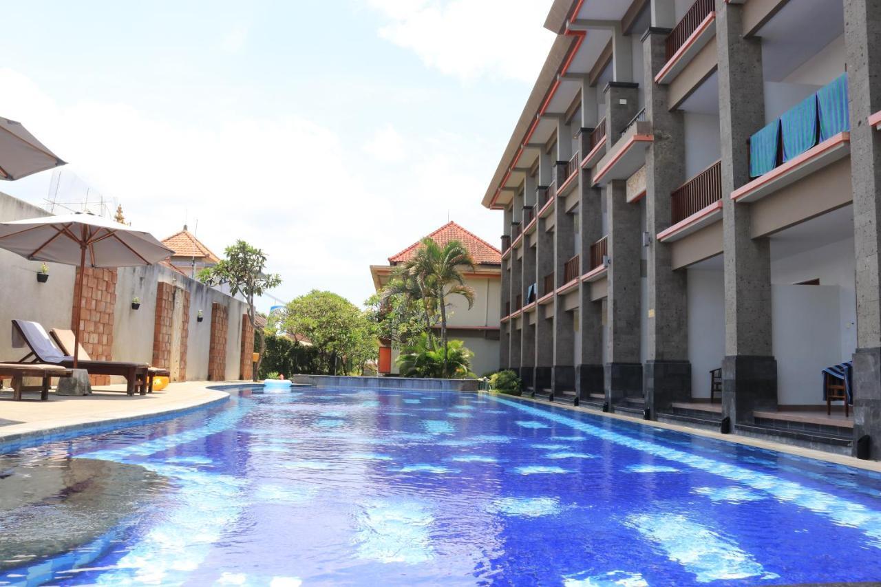 Grand Sinar Indah Hotel Legian Exterior foto